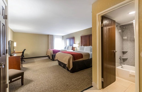Lexington Hotel | Comfort Inn & Suites