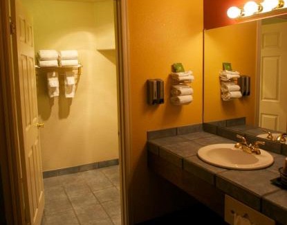 Mojave Hotel | Comfort Inn & Suites