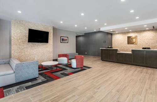 Olive Branch Hotel | Comfort Inn & Suites