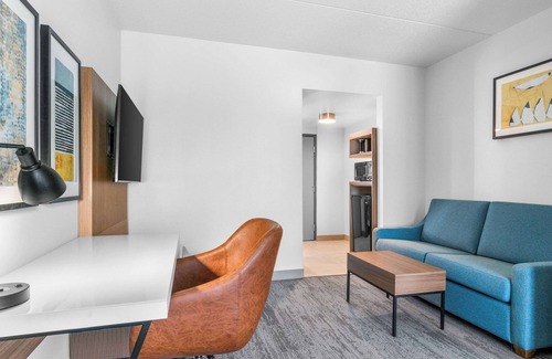 York Hotel | Comfort Inn & Suites York North