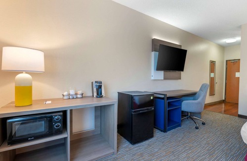 Zanesville Hotel | Comfort Inn & Suites Zanesville City Center