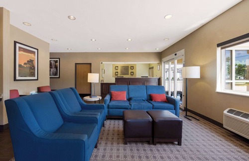 Wichita Hotel | Comfort Inn Wichita East
