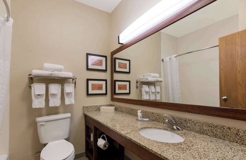 Wichita Hotel | Comfort Inn Wichita East