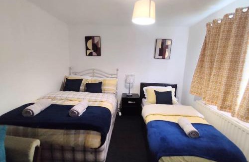 North Shields Apartment | Comfort Palace Free Parking