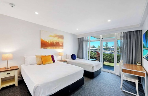Port Macquarie Hotel | Comfort Resort Waters Edge