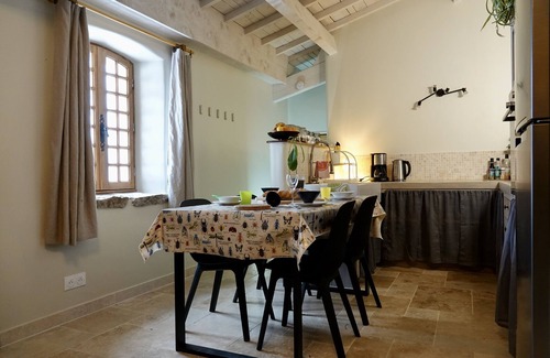 Revest-du-Bion Cottage | Comfort & silence in the heart of Provence nature.