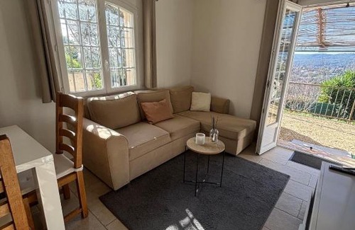 Saint-Paul-de-Vence Apartment | Comfort studio, fully equipped!