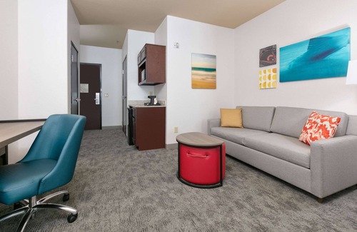 Central Arlington Hotel | Comfort Suites Arlington - Entertainment District