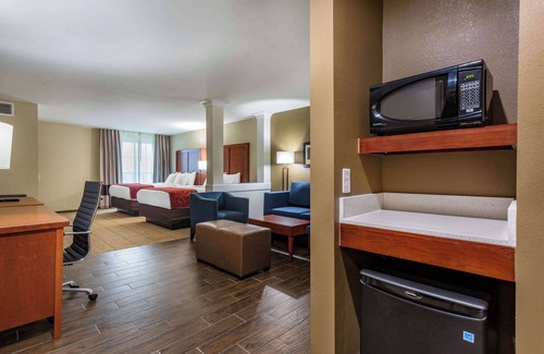 Bowling Green Hotel | Comfort Suites Bowling Green Southeast