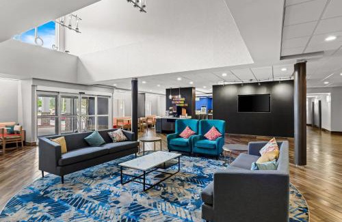 Harbison Hotel | Comfort Suites Columbia at Harbison