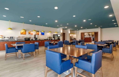 Rapid City Hotel | Comfort Suites Conference Center Rapid City