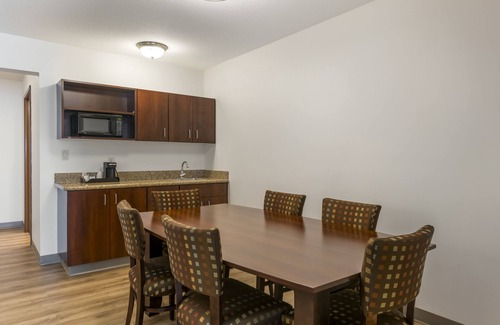 Rapid City Hotel | Comfort Suites Conference Center Rapid City