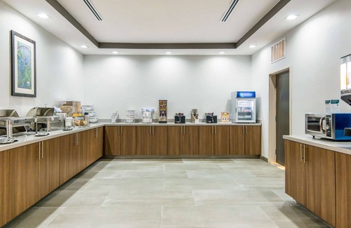 DeSoto Hotel | Comfort Suites DeSoto Dallas South