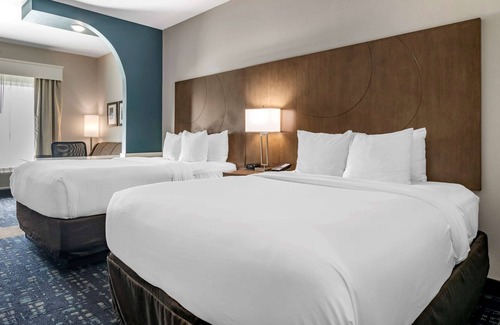 Dania Beach Hotel | Comfort Suites Fort Lauderdale Airport & Cruise Port