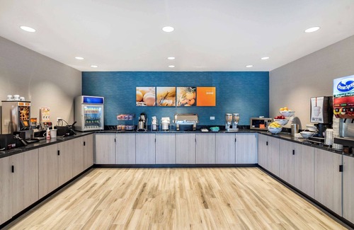 Grandview Hotel | Comfort Suites Grandview - Kansas City