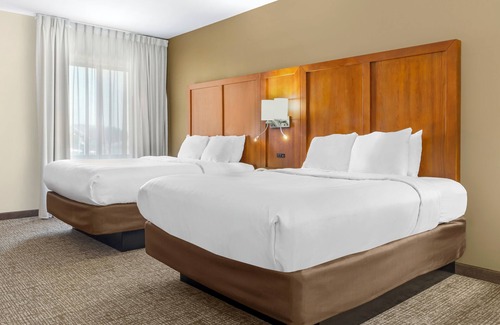 Greensboro Hotel | Comfort Suites Greensboro - High Point