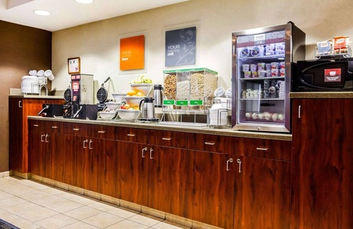 Independence Hotel | Comfort Suites Independence - Kansas City
