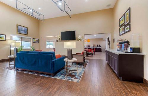 Beaumont Residential Hotel | Comfort Suites Keeneland