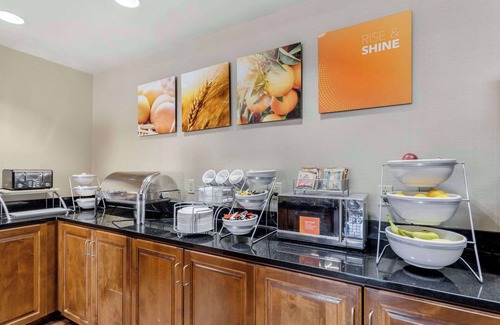 Knoxville Hotel | Comfort Suites Knoxville East