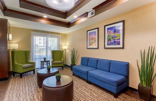 Little Rock Hotel | Comfort Suites Little Rock West