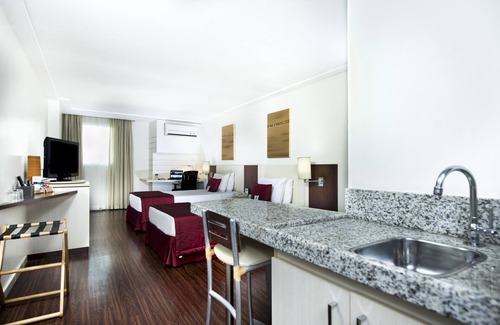 Cavaleiros Hotel | Comfort Suites Macae