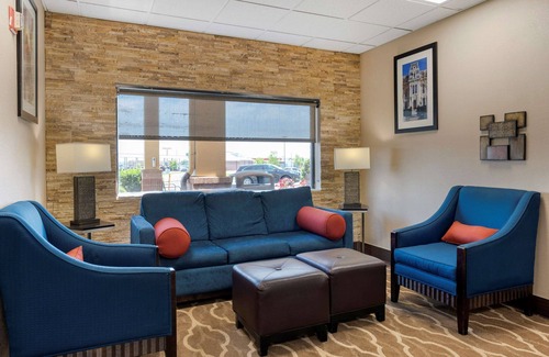 Miamisburg Hotel | Comfort Suites Miamisburg - Dayton South