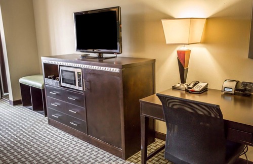 James City Hotel | Comfort Suites New Bern near Cherry Point