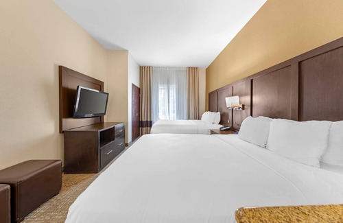 Ontario Hotel | Comfort Suites Ontario Airport Convention Center