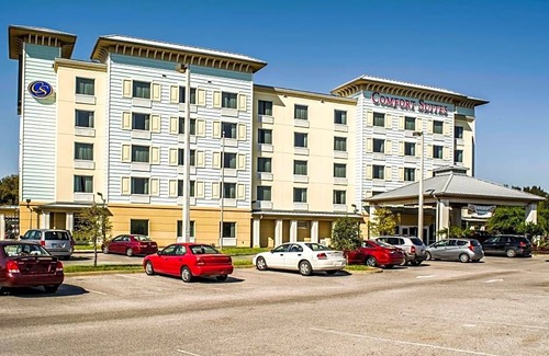 Port Malabar Hotel | Comfort Suites Palm Bay - Melbourne