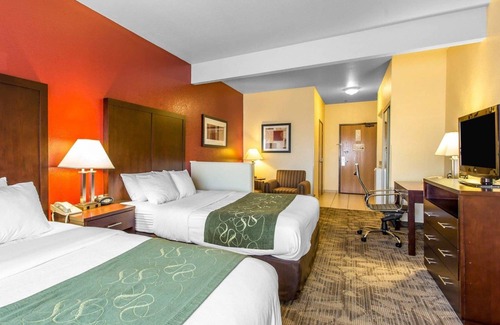 Palm Desert Hotel | Comfort Suites Palm Desert I-10