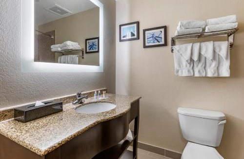 Tempe Hotel | Comfort Suites Phoenix Airport