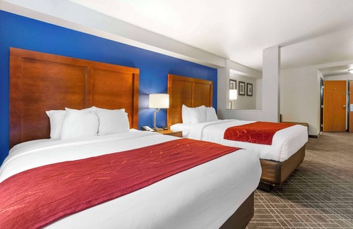 Redding Hotel | Comfort Suites Redding - Shasta Lake