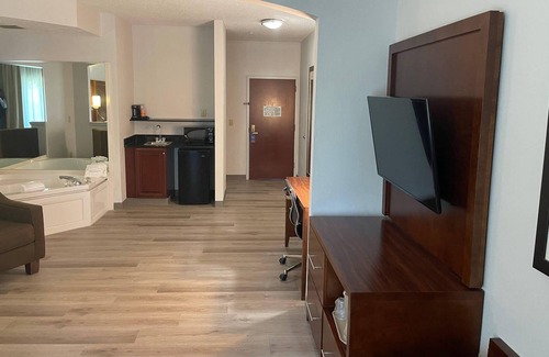 Salisbury Hotel | Comfort Suites Salisbury I-85