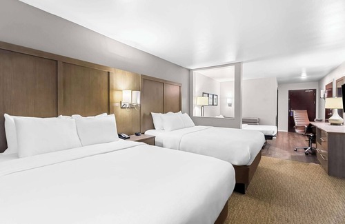Kedron Hotel | Comfort Suites