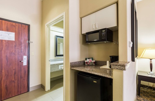 Westchase Hotel | Comfort Suites Westchase Houston Energy Corridor