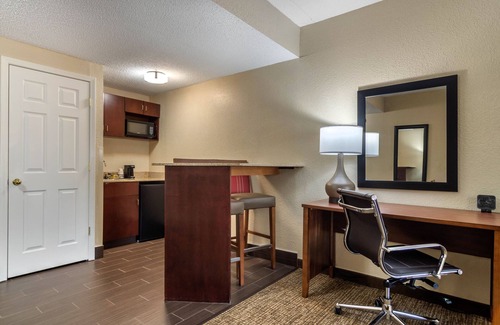 Woodstock Hotel | Comfort Suites Woodstock - Atlanta North