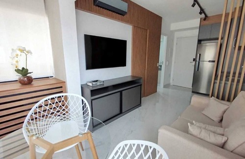 Indianopolis RV Rental | Comfortable 1 bedroom next to Ibirapuera Shopping Mall