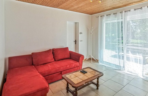 Saint-Julien-des-Landes House | Comfortable cottage in beautiful natural surroundings.