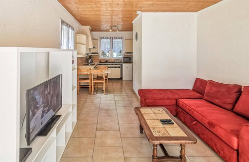 Saint-Julien-des-Landes House | Comfortable cottage in beautiful natural surroundings.