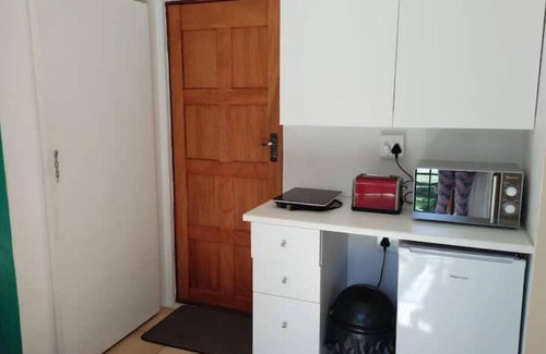 Flamingo Vlei Apartment | Comfortable 1 bed apartment close to the beach.