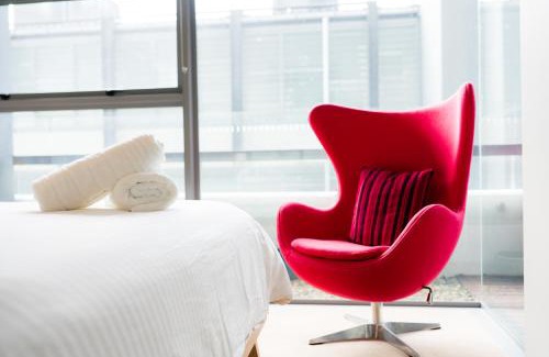 Crows Nest Apartment | Comfortable 1 bedroom apartment in Crows Nest