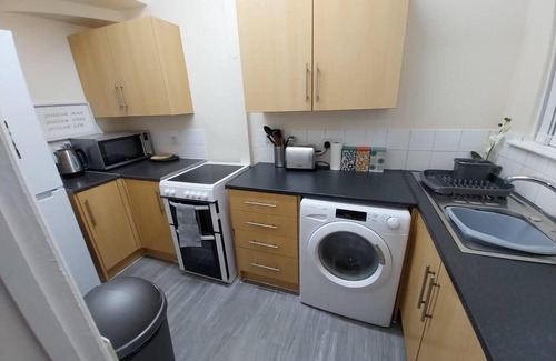 Leeds House | Comfortable 2beds House 4 Contractors & Staycation