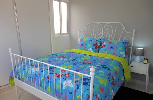 Santo Domingo Este Condo | Comfortable 3 bedroom Apartment /parking/ wifi