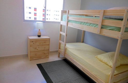 Santo Domingo Este Condo | Comfortable 3 bedroom Apartment /parking/ wifi