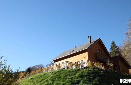 Mont-Dore Ski Chalet | Comfortable 3-star chalet with terrace in Mont-Dore - 6 pers., 2 bedrooms, WIFI