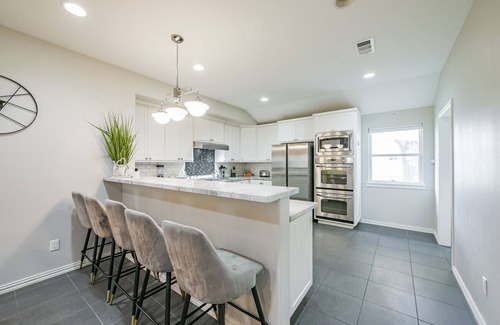 Garden Oaks House | Comfortable 4 bedroom Home fully fence backyard, Pet Friendly