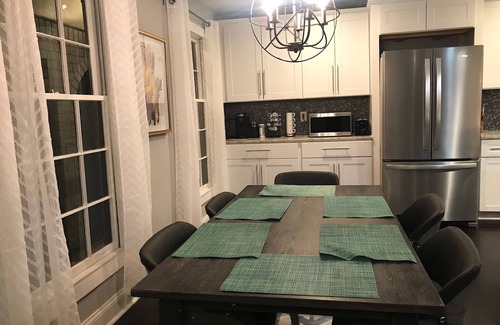 Church Street House | Comfortable 4beds/2.5baths ranch house newly renovated and close to ATL airport