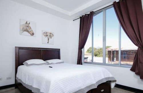 San Antonio de Belen Apartment | Comfortable and modern apartment near the airport