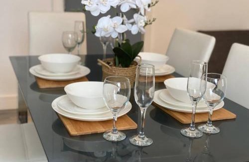 Bridgend Apartment | Comfortable and Modern 2-Bedroom Flat in Bridgend