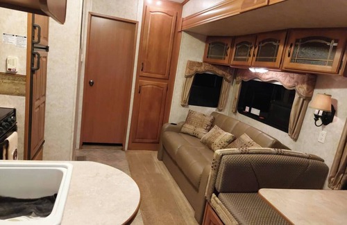 Jacksonville House | comfortable and private space.